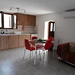 Xemoni House Koita